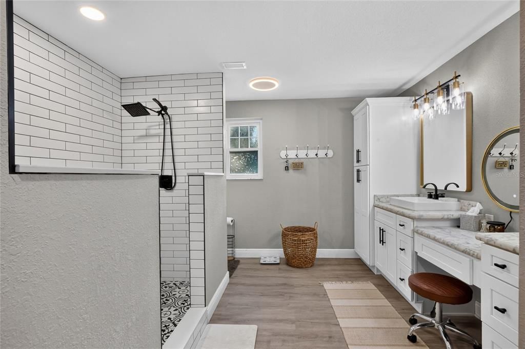 For Sale: $535,000 (4 beds, 3 baths, 2396 Square Feet)