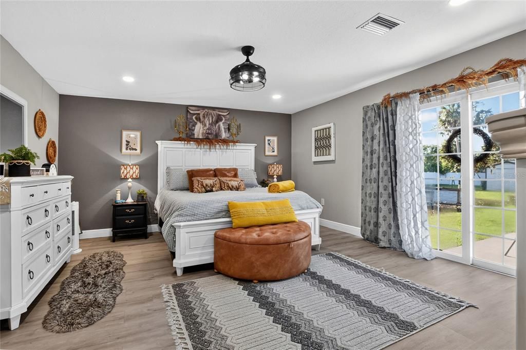For Sale: $535,000 (4 beds, 3 baths, 2396 Square Feet)