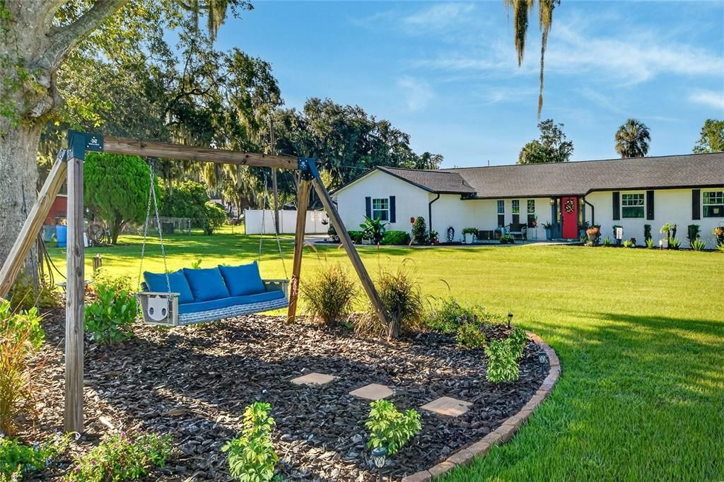 For Sale: $535,000 (4 beds, 3 baths, 2396 Square Feet)