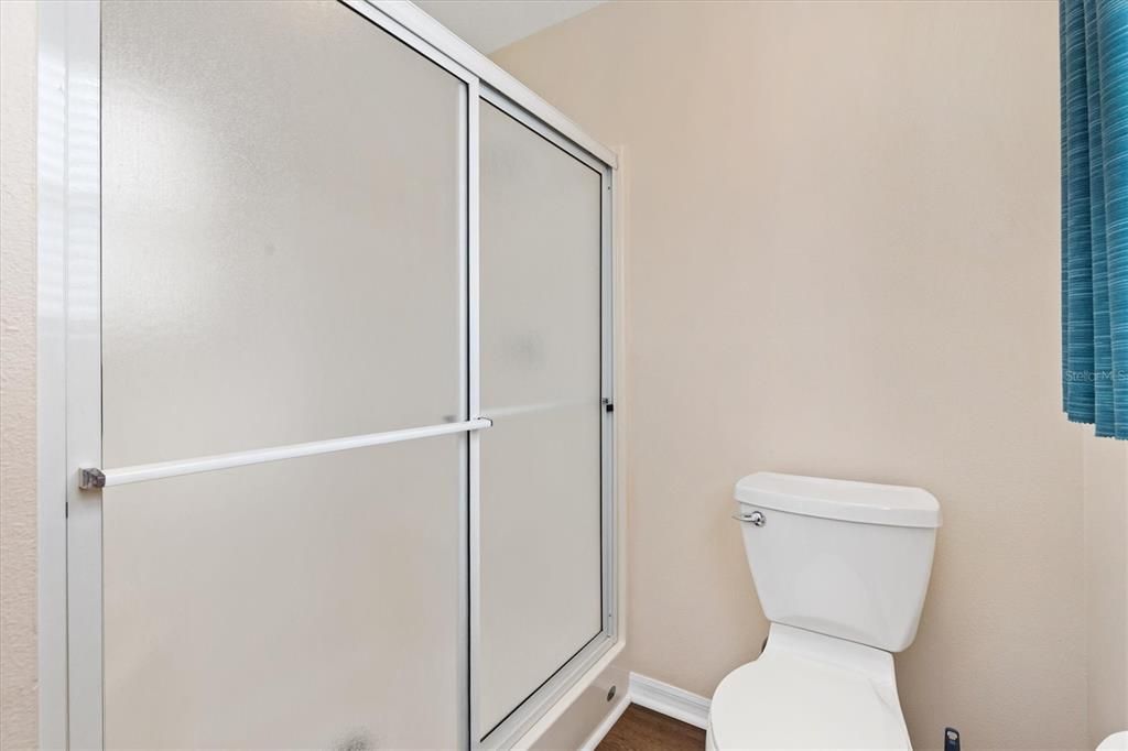 For Sale: $350,000 (3 beds, 2 baths, 1452 Square Feet)