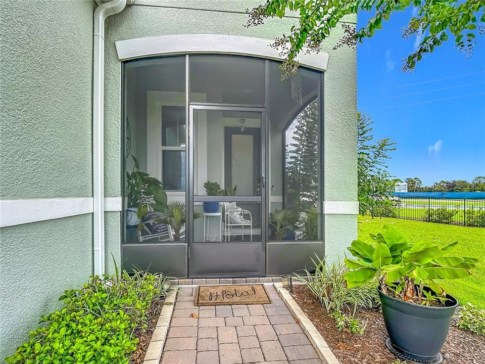 For Sale: $349,500 (2 beds, 2 baths, 1437 Square Feet)