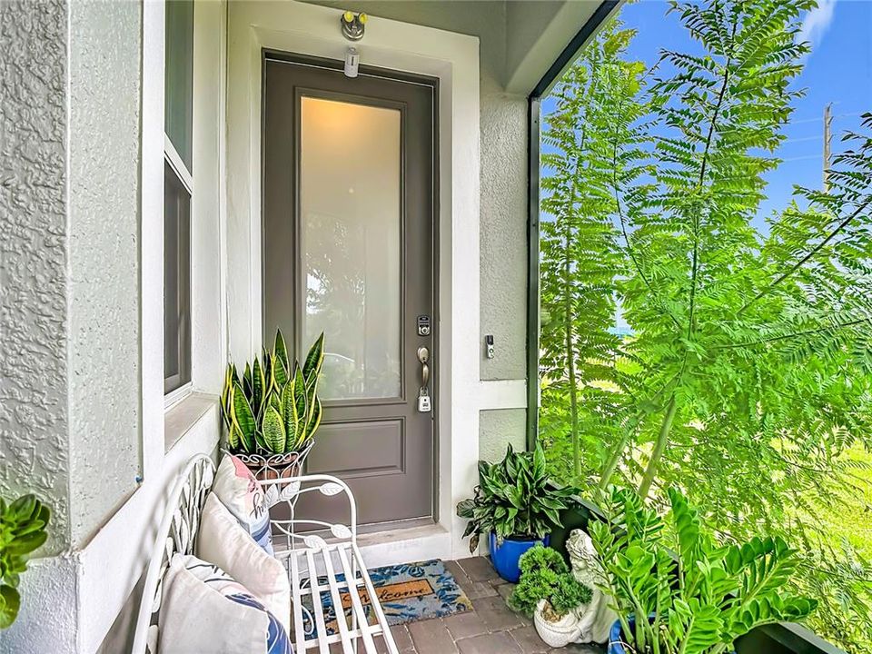 For Sale: $349,500 (2 beds, 2 baths, 1437 Square Feet)