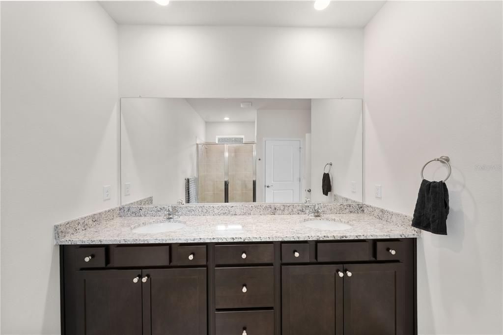 For Sale: $289,000 (4 beds, 2 baths, 2034 Square Feet)
