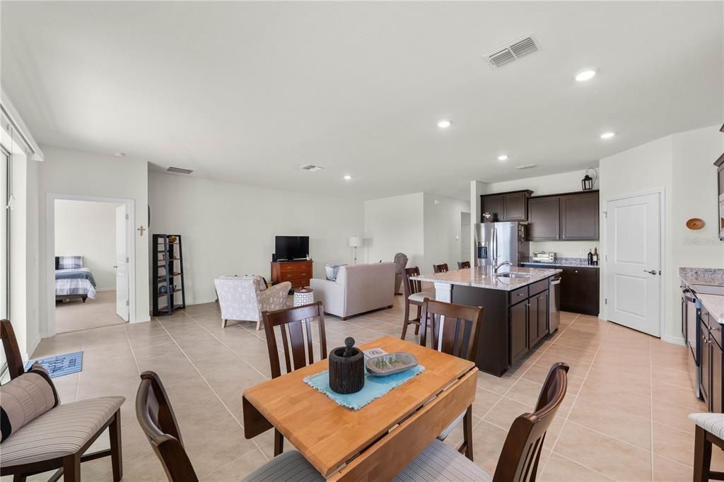 For Sale: $289,000 (4 beds, 2 baths, 2034 Square Feet)