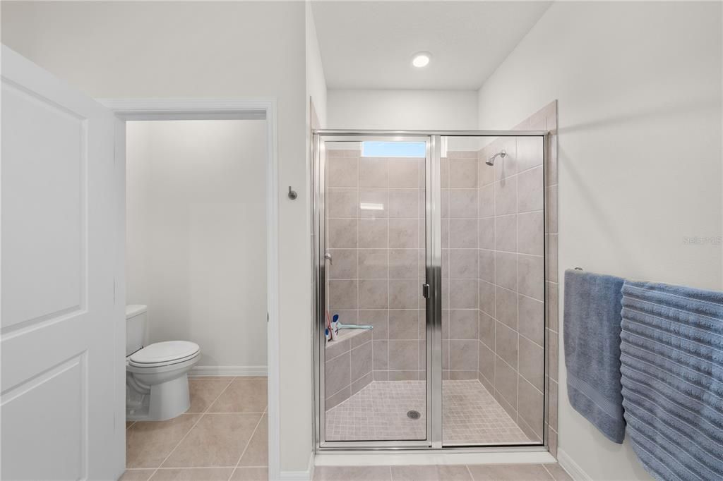 For Sale: $289,000 (4 beds, 2 baths, 2034 Square Feet)