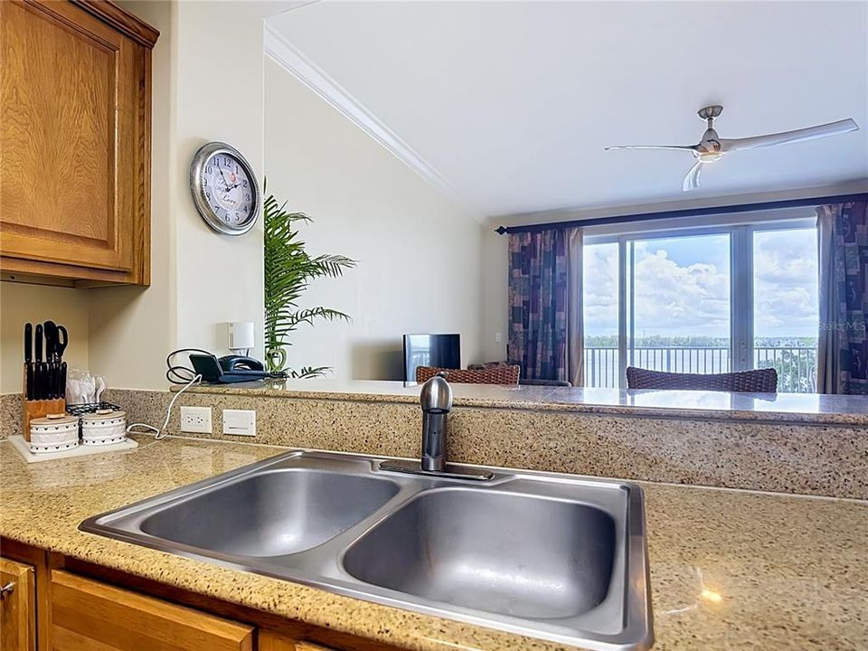 En Venta: $216,788 (1 camas, 2 baños, 798 Pies cuadrados)