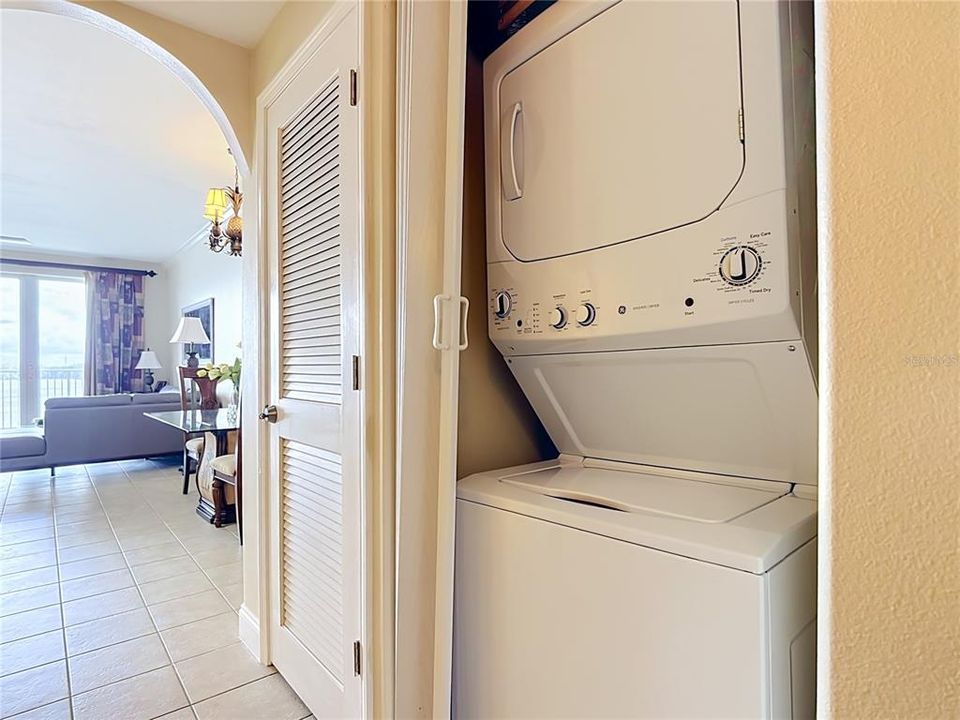 En Venta: $216,788 (1 camas, 2 baños, 798 Pies cuadrados)
