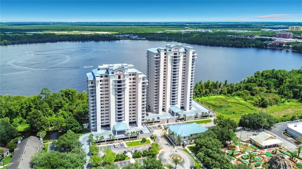 En Venta: $216,788 (1 camas, 2 baños, 798 Pies cuadrados)