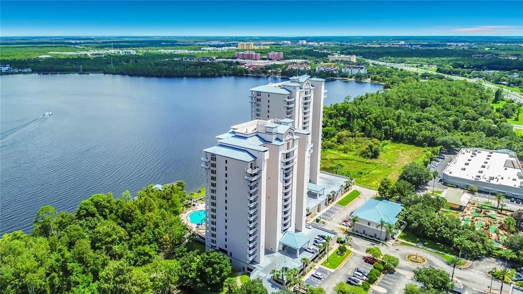 En Venta: $216,788 (1 camas, 2 baños, 798 Pies cuadrados)