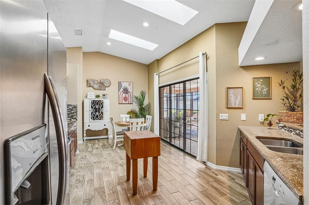 En Venta: $450,000 (3 camas, 2 baños, 1722 Pies cuadrados)