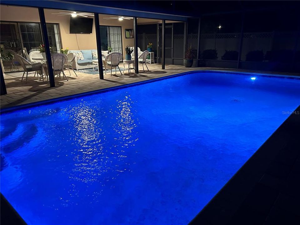 En Venta: $450,000 (3 camas, 2 baños, 1722 Pies cuadrados)