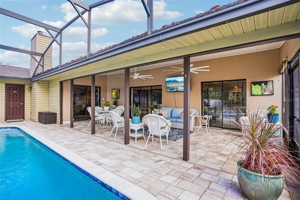 En Venta: $450,000 (3 camas, 2 baños, 1722 Pies cuadrados)