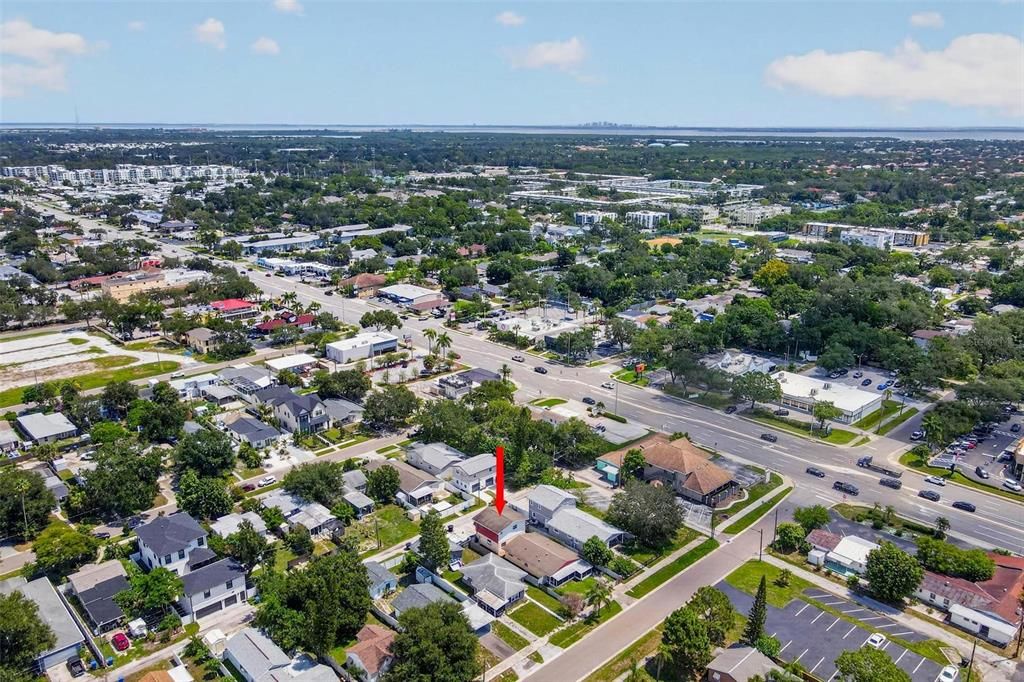 For Rent: $1,750 (1 beds, 1 baths, 624 Square Feet)