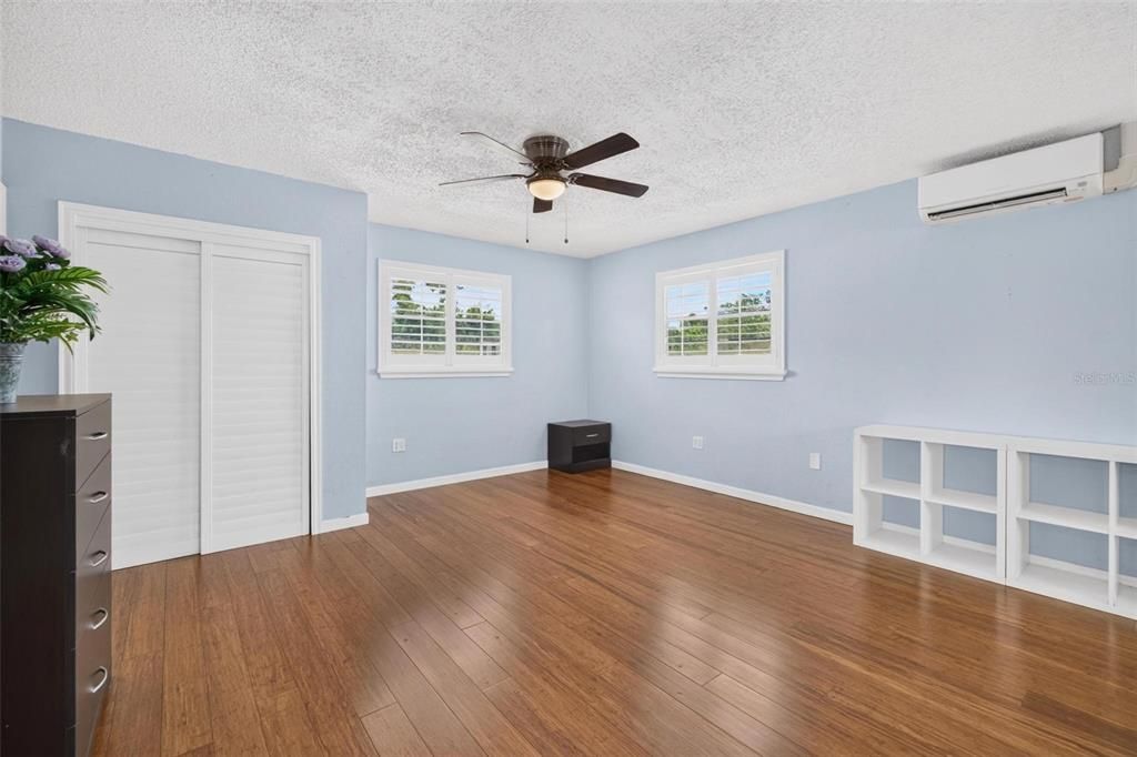 For Rent: $1,750 (1 beds, 1 baths, 624 Square Feet)