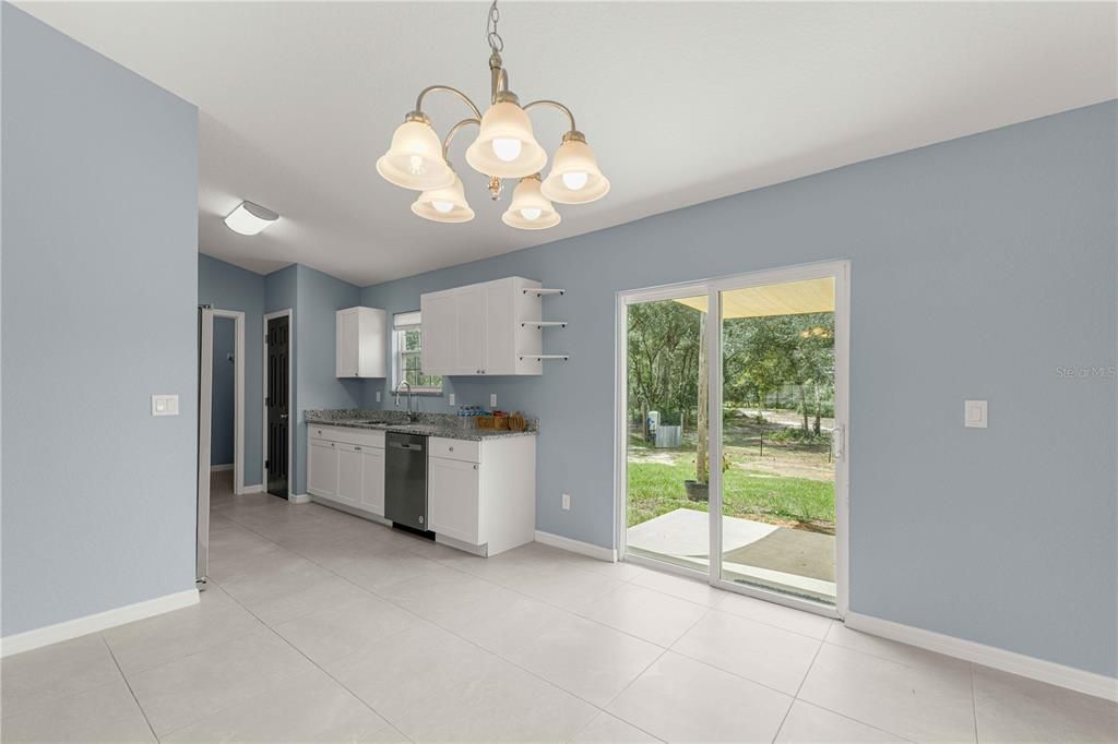 For Sale: $244,900 (3 beds, 2 baths, 1234 Square Feet)