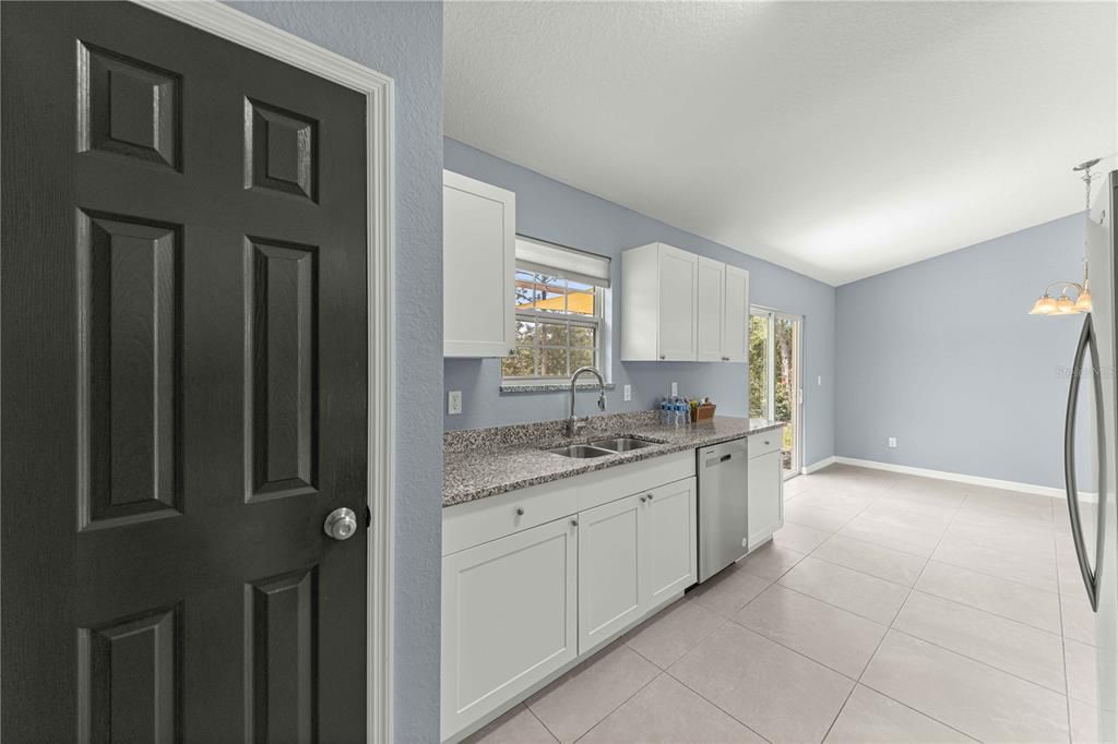 For Sale: $244,900 (3 beds, 2 baths, 1234 Square Feet)