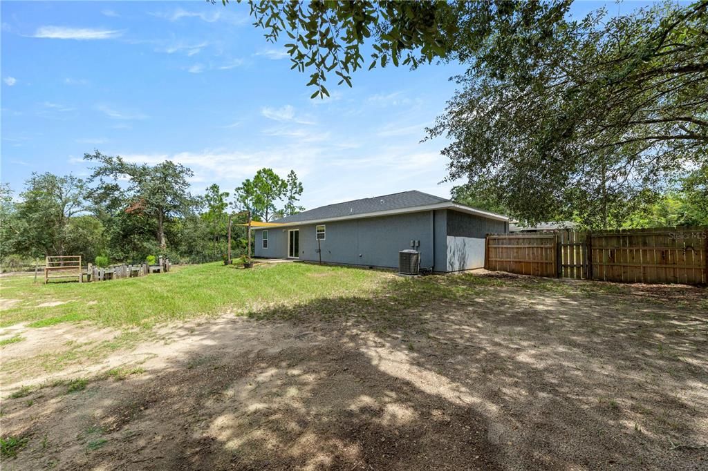 For Sale: $244,900 (3 beds, 2 baths, 1234 Square Feet)