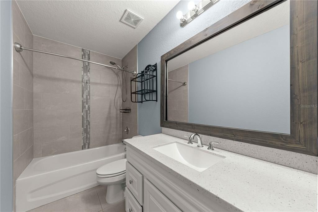 For Sale: $244,900 (3 beds, 2 baths, 1234 Square Feet)