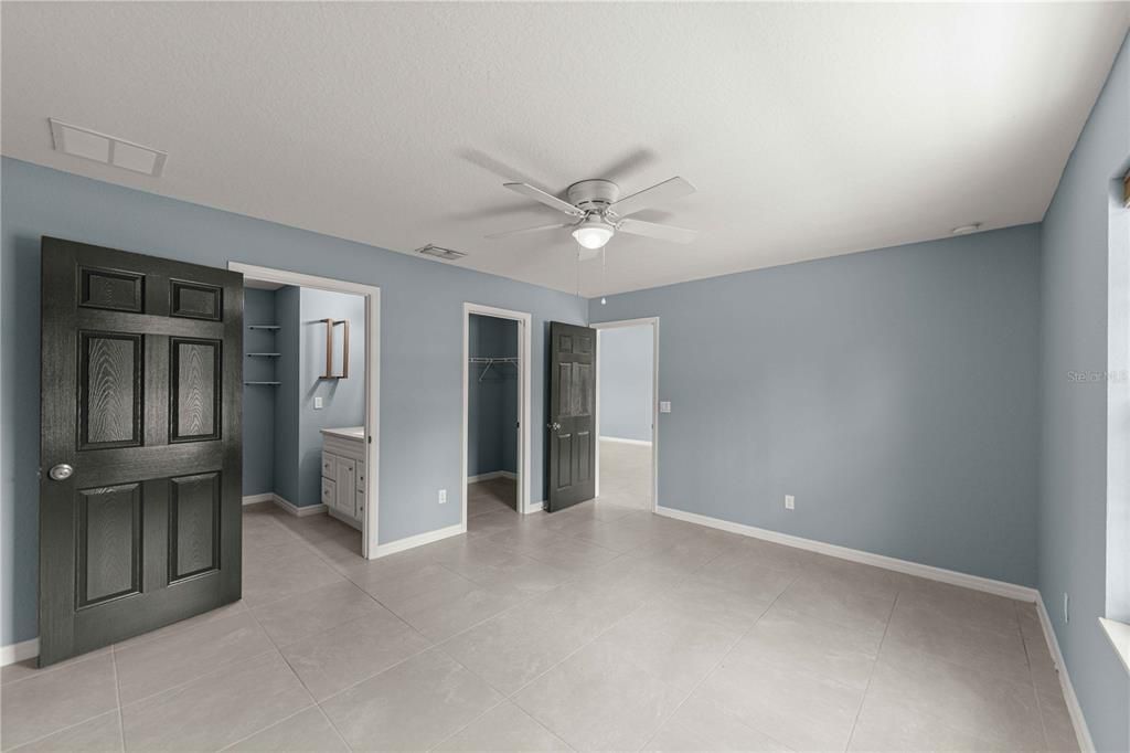 For Sale: $244,900 (3 beds, 2 baths, 1234 Square Feet)