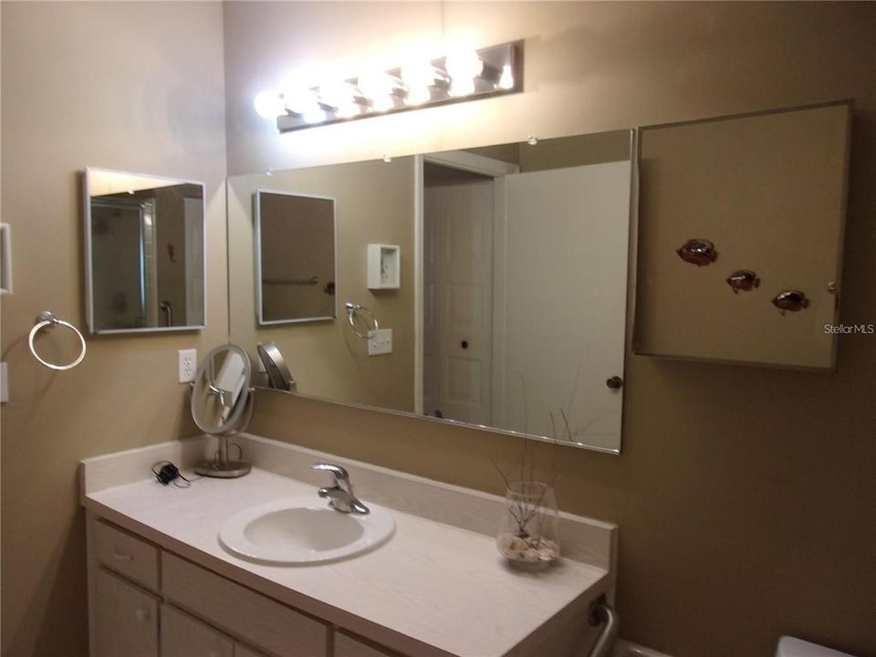 For Sale: $249,000 (2 beds, 2 baths, 1516 Square Feet)