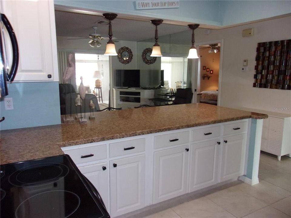 For Sale: $249,000 (2 beds, 2 baths, 1516 Square Feet)