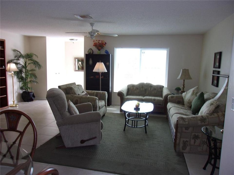 For Sale: $249,000 (2 beds, 2 baths, 1516 Square Feet)