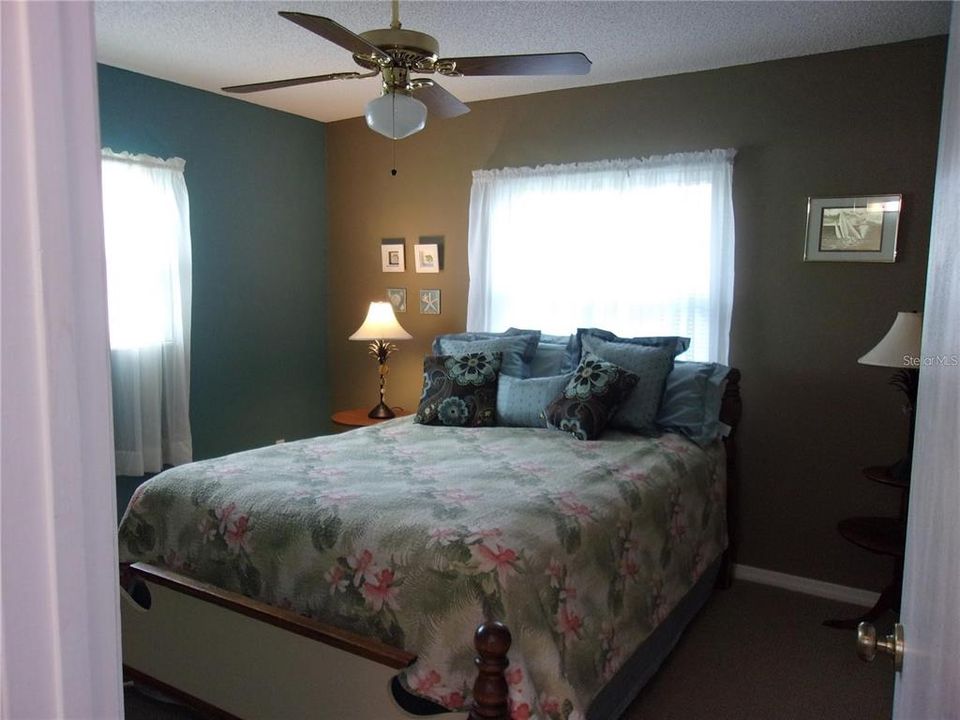 For Sale: $249,000 (2 beds, 2 baths, 1516 Square Feet)
