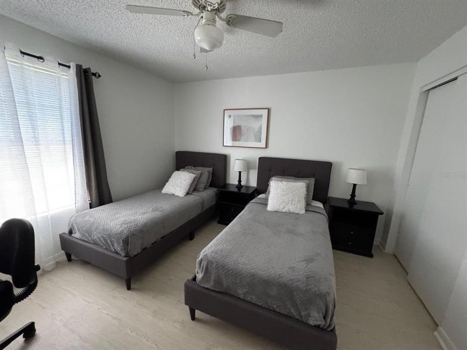 For Rent: $2,390 (2 beds, 2 baths, 971 Square Feet)