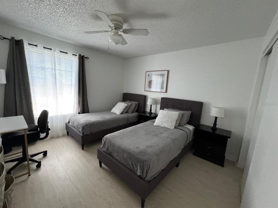 For Rent: $2,390 (2 beds, 2 baths, 971 Square Feet)