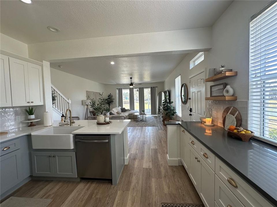 For Rent: $2,000 (3 beds, 2 baths, 1542 Square Feet)