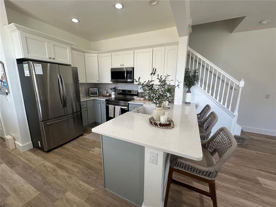 For Rent: $2,000 (3 beds, 2 baths, 1542 Square Feet)