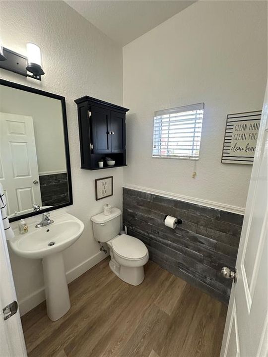 For Rent: $2,000 (3 beds, 2 baths, 1542 Square Feet)