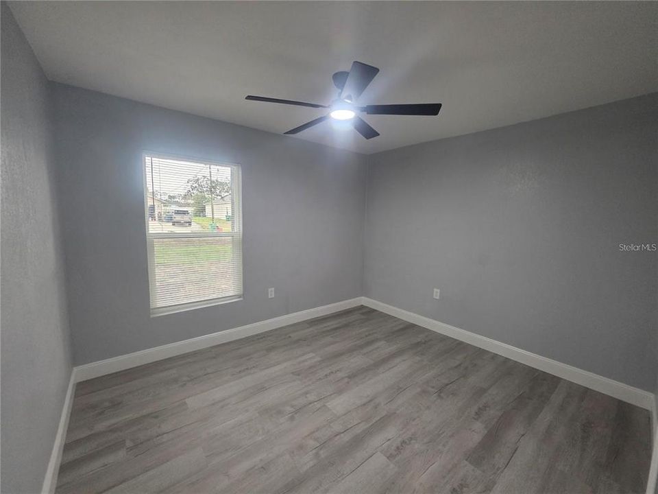 En Venta: $289,000 (3 camas, 2 baños, 1120 Pies cuadrados)