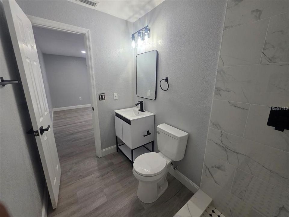 En Venta: $289,000 (3 camas, 2 baños, 1120 Pies cuadrados)