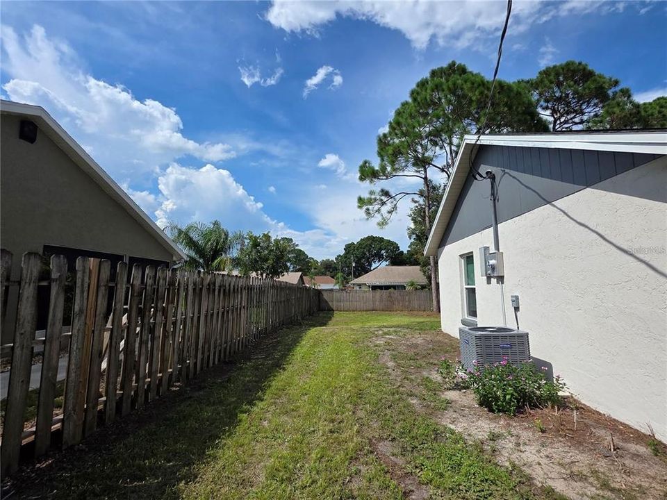 En Venta: $289,000 (3 camas, 2 baños, 1120 Pies cuadrados)
