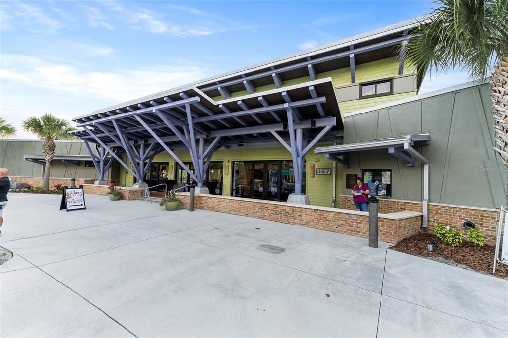 For Rent: $3,500 (3 beds, 2 baths, 2181 Square Feet)