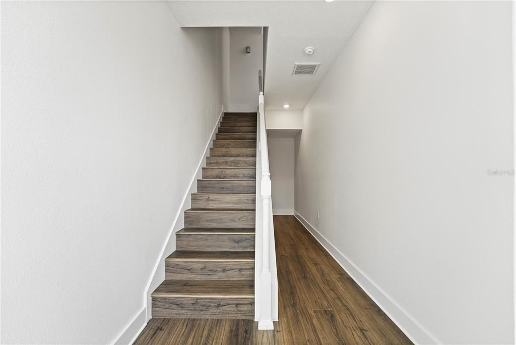 For Rent: $3,500 (3 beds, 2 baths, 2181 Square Feet)