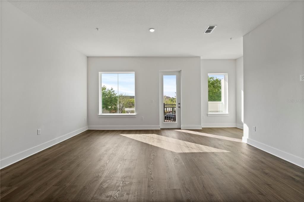 For Rent: $3,500 (3 beds, 2 baths, 2181 Square Feet)