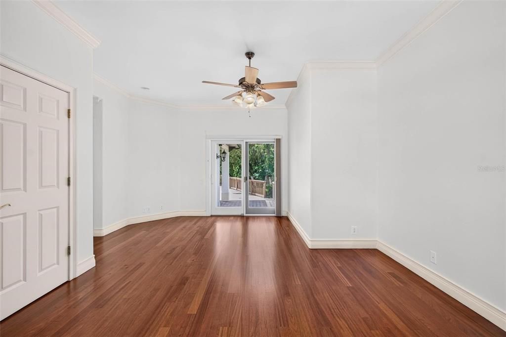 For Sale: $2,000,000 (6 beds, 5 baths, 4259 Square Feet)