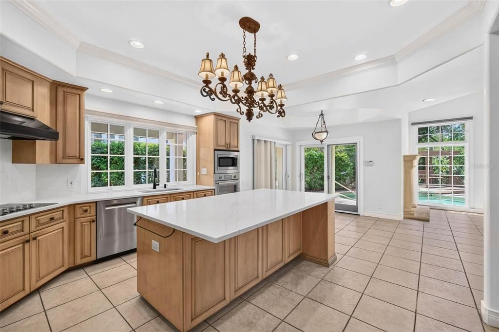 For Sale: $2,000,000 (6 beds, 5 baths, 4259 Square Feet)