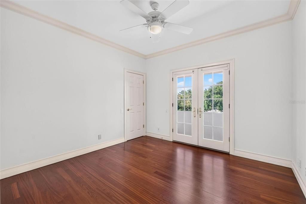 For Sale: $2,000,000 (6 beds, 5 baths, 4259 Square Feet)
