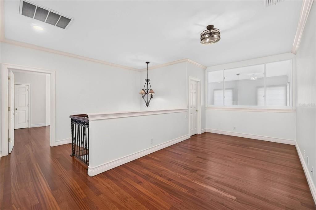 For Sale: $2,000,000 (6 beds, 5 baths, 4259 Square Feet)