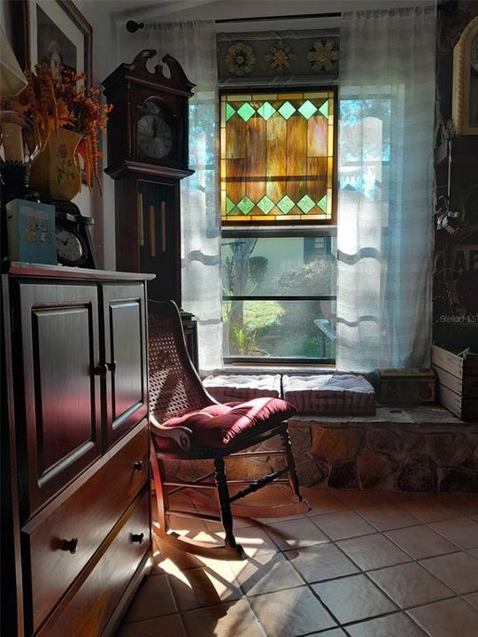 En Venta: $425,000 (3 camas, 2 baños, 2111 Pies cuadrados)