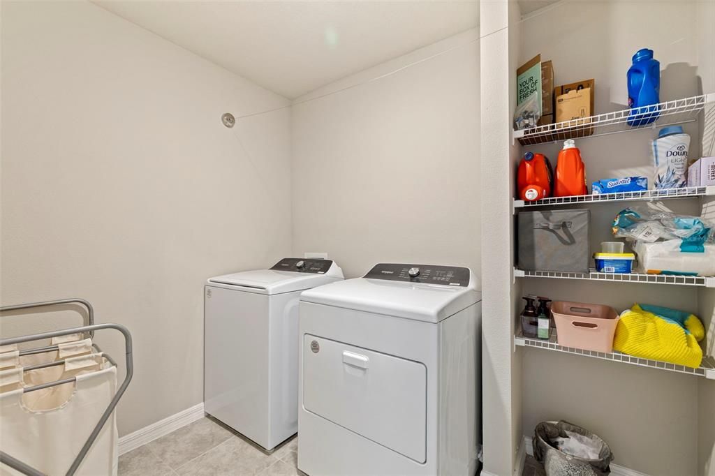 For Sale: $390,000 (3 beds, 2 baths, 1968 Square Feet)