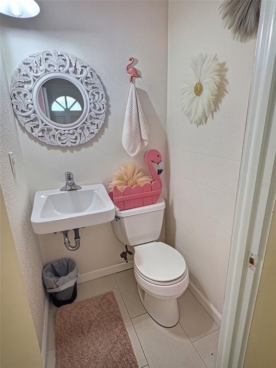 For Rent: $2,000 (2 beds, 1 baths, 1096 Square Feet)