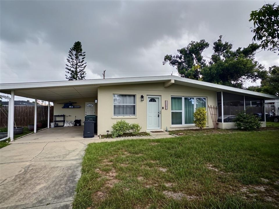 For Rent: $2,000 (2 beds, 1 baths, 1096 Square Feet)