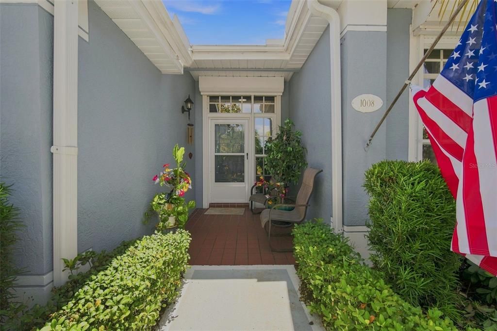 For Sale: $329,000 (2 beds, 2 baths, 1825 Square Feet)