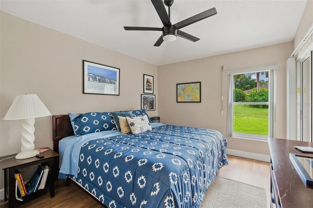 For Sale: $329,000 (2 beds, 2 baths, 1825 Square Feet)