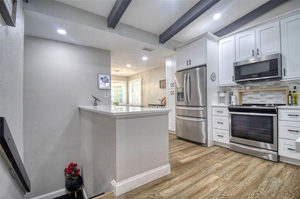 En Venta: $375,000 (3 camas, 2 baños, 1353 Pies cuadrados)