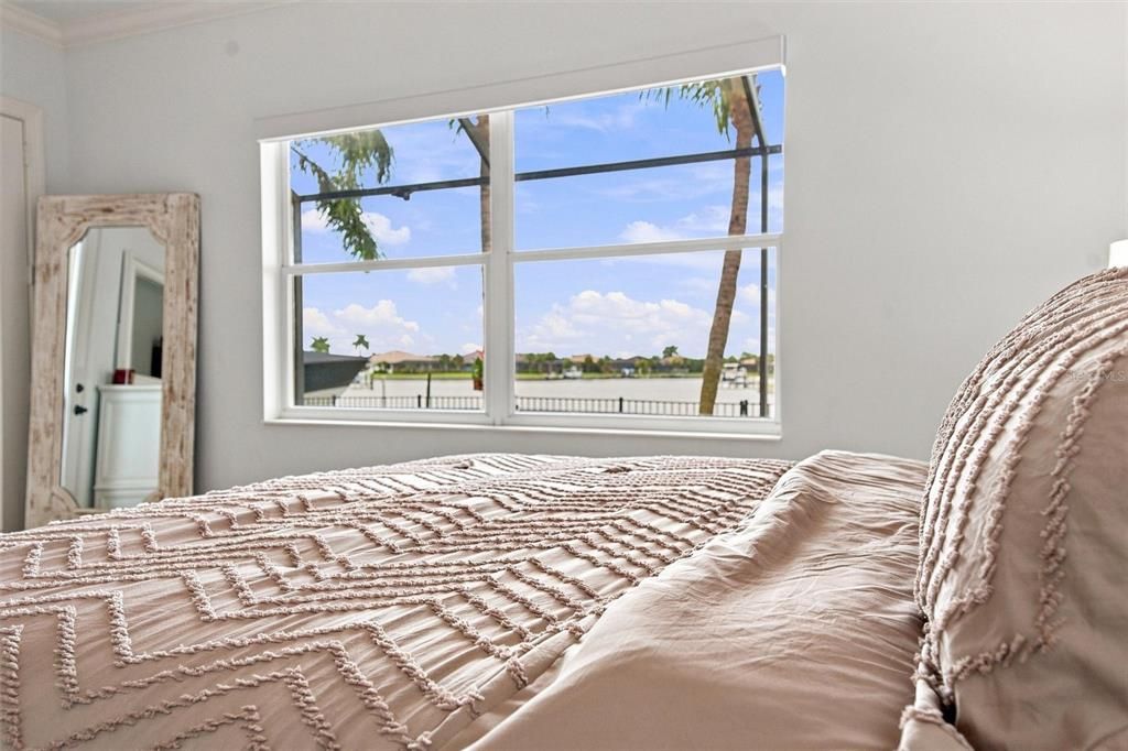 For Sale: $999,000 (3 beds, 2 baths, 2034 Square Feet)